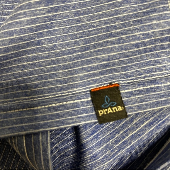 Prana Tank Top Mens Size Medium Blue/White Performance Summer Running Athleisure - Picture 3 of 7